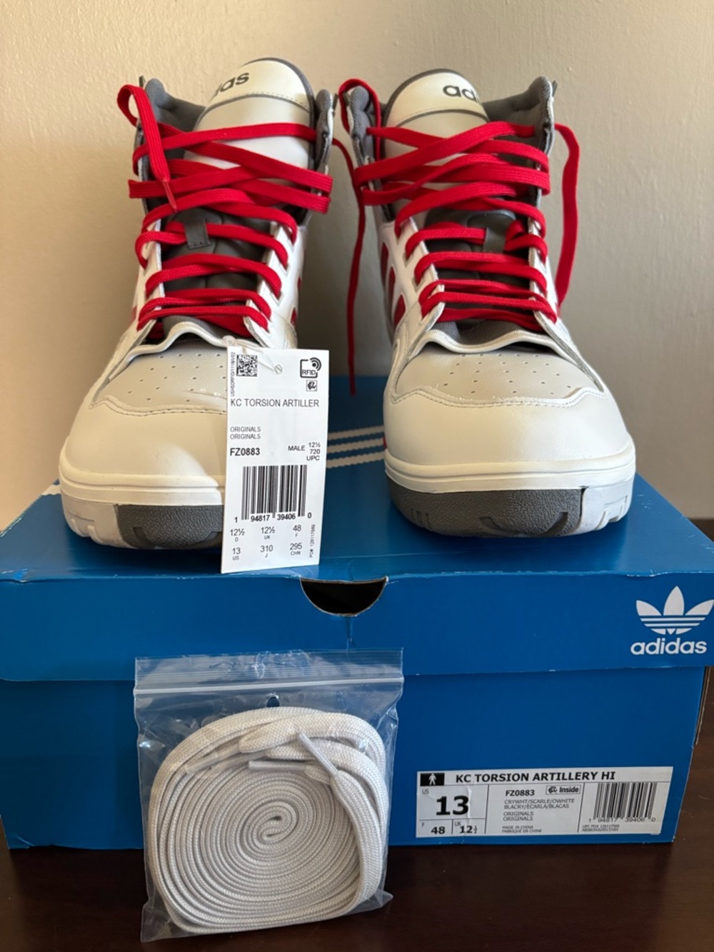 adidas KC Torsion Artillery Hi Box - Blue and White